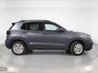Usado VW T-Cross Advance 110 CV (80 kW) 2022 Gris SUV