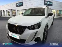 Usado Peugeot 2008 Allure 100 CV (73 kW) 2022 Blanco SUV