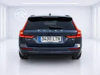 Usado Volvo V60 Momentum 197 CV (144 kW) 2021 Azul Familiar