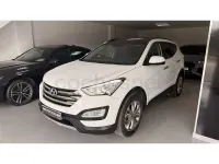 Usado Hyundai Santa Fe Style 197 HP (144 kW) 2016 Branco SUV