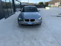 Usado BMW 520 Comfort Edition 170 CV (125 kW) 2004 Gris / plata Berlina