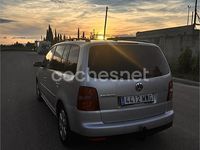Usado VW Touran 105 CV (77 kW) 2007 Gris / plata Monovolumen