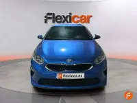 Begagnad Kia Ceed 120 HK (88 kW) 2021 Blå Halvkombi