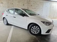 Usado Seat Ibiza Reference 75 CV (55 kW) 2018 Blanco Utilitario