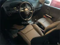 Usado VW Polo Conceptline 75 CV (55 kW) 2001 Azul Utilitario