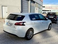 Usado Peugeot 308 Allure 130 CV (95 kW) 2021 Blanco Berlina