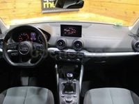 Usado Audi Q2 Sport 150 CV (110 kW) 2019 Gris / plata SUV