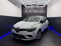 Usado Renault Clio LIMITED 90 CV (66 kW) 2019 Blanco Utilitario
