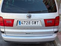 Usado Seat Alhambra Reference 140 CV (102 kW) 2010 Gris / plata Monovolumen