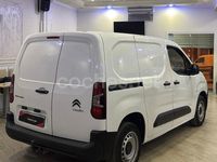 Usado Citroën Berlingo Live 102 CV (75 kW) 2022 Blanco Monovolumen