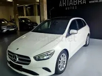 Usado Mercedes B200 136 CV (100 kW) 2019 Blanco Utilitario