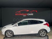 Usado Ford Focus 115 CV (84 kW) 2014 Blanco Berlina