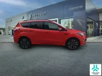 Usado Ford Kuga ST-Line 176 HP (129 kW) 2019 Vermelho SUV