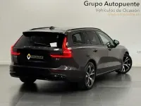 Usado Volvo V60 Plus 197 CV (144 kW) 2023 Gris / plata Familiar