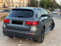 Usado Mercedes GLC300e 306 CV (225 kW) 2020 Gris / plata SUV