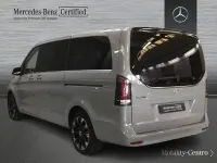 Usado Mercedes V250 Avantgarde 2024 Gris Monovolumen