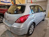 Usado Nissan Tiida Tekna 106 CV (77 kW) 2009 Plateado Berlina