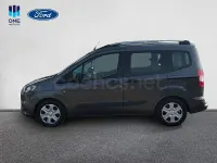 Usado Ford Tourneo Courier Ambiente 100 CV (73 kW) 2019 Gris / plata Monovolumen