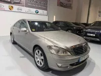 Usado Mercedes S320 235 CV (172 kW) 2009 Gris / plata Berlina