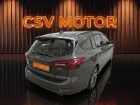 Usado Ford Focus ST-Line 125 CV (91 kW) 2023 Gris / plata Familiar