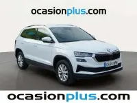 Usado Skoda Karoq Selection 116 CV (85 kW) 2024 Blanco SUV