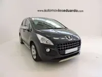 Usado Peugeot 3008 Style 120 CV (88 kW) 2013 Gris Familiar