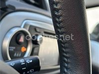 Usado Toyota Yaris Hybrid Active 100 CV (73 kW) 2013 Blanco Berlina