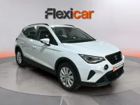 Usado Seat Arona Style 116 CV (85 kW) 2024 Blanco SUV