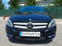 Usado Mercedes B180 109 CV (80 kW) 2013 Negro Monovolumen