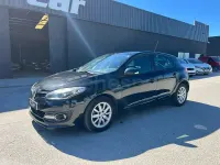 Usado Renault Mégane LIMITED 95 CV (69 kW) 2014 Negro Berlina