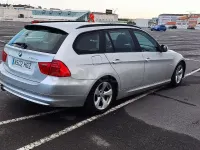 Usado BMW 320 184 CV (135 kW) 2011 Gris / plata Familiar