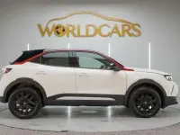Usado Opel Mokka GS Line 131 CV (96 kW) 2022 Blanco SUV