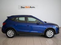 Usado Seat Arona Ecomotive 115 CV (84 kW) 2020 Azul SUV