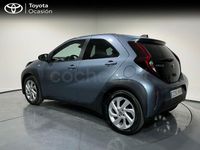 Usado Toyota Aygo X Play 72 CV (52 kW) 2024 Gris / plata SUV