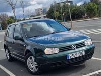 Usado VW Golf IV Conceptline 105 CV (77 kW) 2003 Verde Berlina