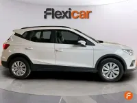 Używany Seat Arona Ecomotive 95 KM (69 kW) 2017 Biały SUV