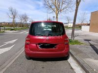 Usado Renault Grand Modus Authentique 85 CV (62 kW) 2009 Granate Monovolumen
