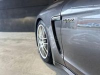 Usado Porsche Panamera S E-Hybrid 416 CV (305 kW) 2014 Gris / plata Berlina