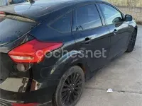 Usado Ford Focus ST-Line 125 CV (91 kW) 2018 Negro Berlina