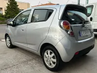 Usado Chevrolet Spark LS 68 HP (50 kW) 2011 Cinzento Citadino