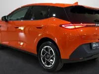 Usado BYD Dolphin Boost 155 kW (212 CV) 2026 Naranja Utilitario