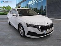 Usado Skoda Octavia Ambition 115 CV (84 kW) 2022 Blanco Berlina