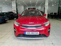 Usado Kia Stonic 100 CV (73 kW) 2020 Granate SUV