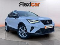 Usado Seat Arona FR 150 CV (110 kW) 2023 Blanco SUV