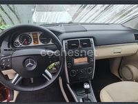 Usado Mercedes B160 95 CV (69 kW) 2011 Rojo Monovolumen