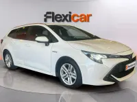 Usado Toyota Corolla Active 122 CV (89 kW) 2022 Blanco Familiar