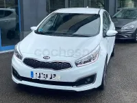 Usado Kia Ceed GT 136 HP (100 kW) 2017 Branco Sedan