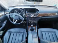 Usado Mercedes E200 Avantgarde 136 CV (100 kW) 2016 Gris / plata Berlina