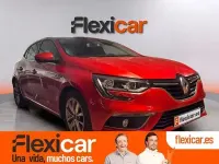 Usado Renault Mégane Life 100 CV (73 kW) 2018 Rojo