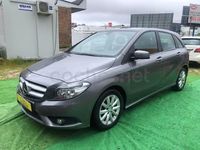 Begagnad Mercedes B180 109 HK (80 kW) 2014 Grå Minibuss